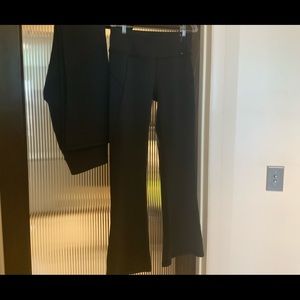 Calia Woman’s Essential High Rise Flare Pants sz L